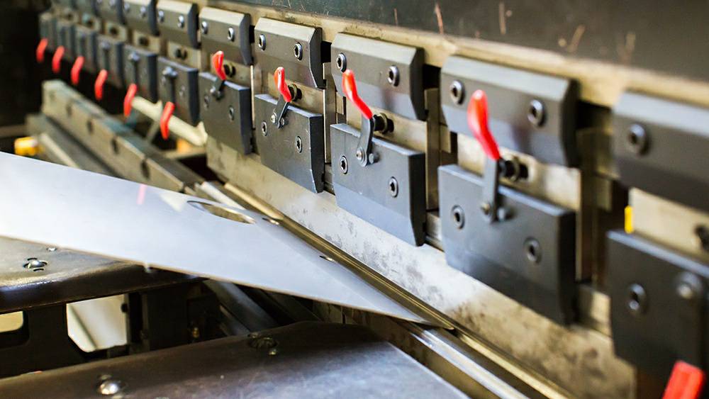 制作钣金加工项目都有哪些基础设备?-福州纬轩地产评估与咨询有限公司 制作钣金加工项目都有哪些基础设备?-福州纬轩地产评估与咨询有限公司